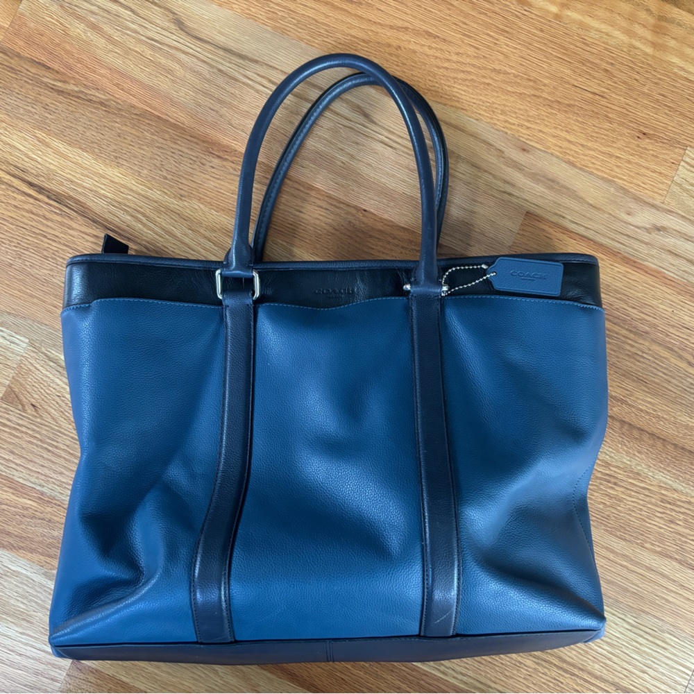 COACH PERRY BUSINESS TOTE IN COLORBLOCK LEATHER INDIGO/MIDNIGHT/BLACK